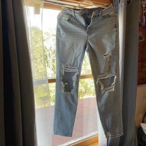 american eagle mom jeans